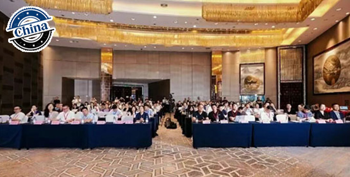 伍强智能受邀出席中国仓储配送大会，货架行业发展报告发布